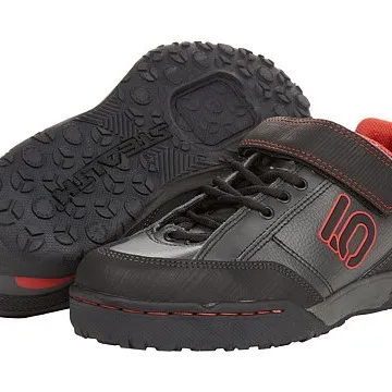 Test: Five Ten Maltese Falcon