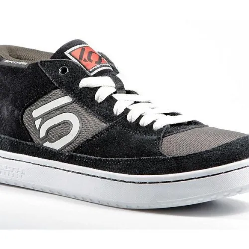 Velká zářijová soutěž od five-ten.cz